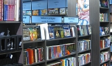 Указателни табла от магнитно фолио и интериорно пано от pvc фолио, магазин Public, гр. Варна, 2009г.